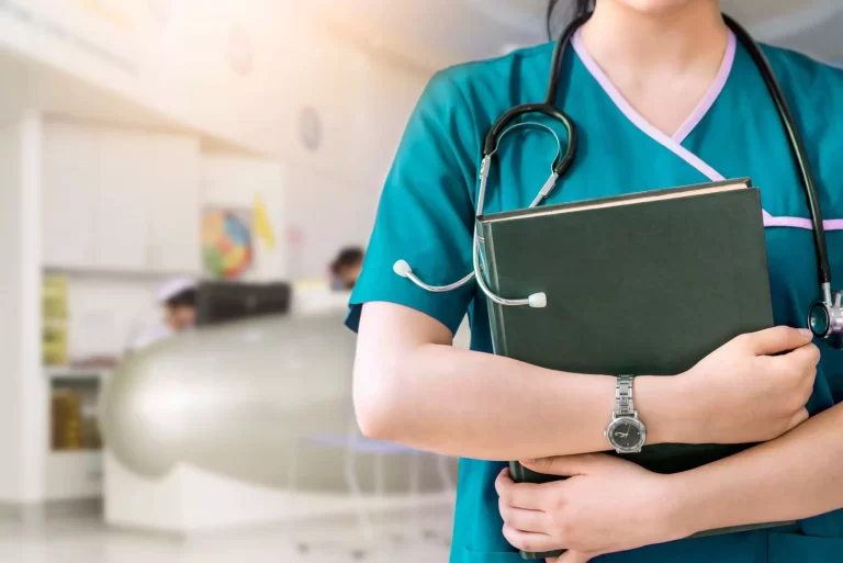 Top Challenges Faced by Nursing Students When Writing Dissertations in the UK